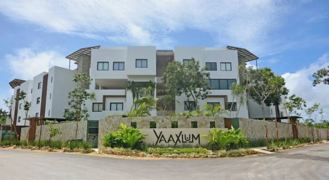 ANANA Yaaxlum 106 S