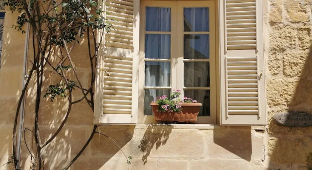 Heavens Door - Guest House, Buchen Sie Pension Fontana Malta