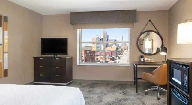 Двухместный номер Hampton Inn Portland Downtown Waterfront