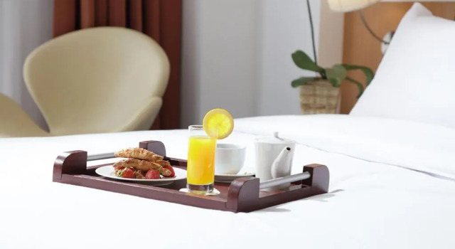 Camera Deluxe Brits Hotel Karawang