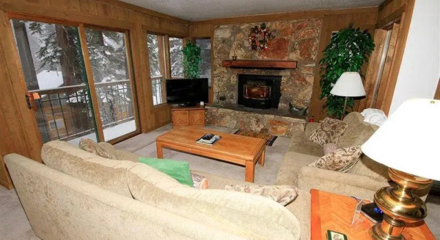 Mountainback 47, Buchen Sie Hotel Mammoth Lakes Mammoth