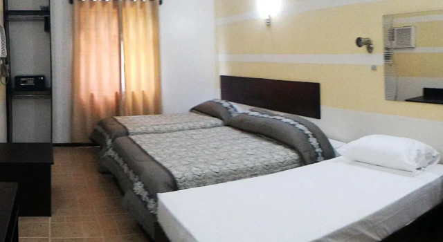 Номер Deluxe Metro Park Hotel Mandaue