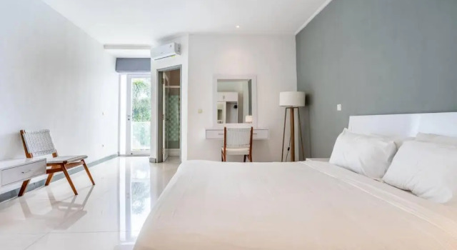 Damai Apartments 3BR, Varaa Huoneisto Hotellit Badung pysäköinnillä, Pysäköinti