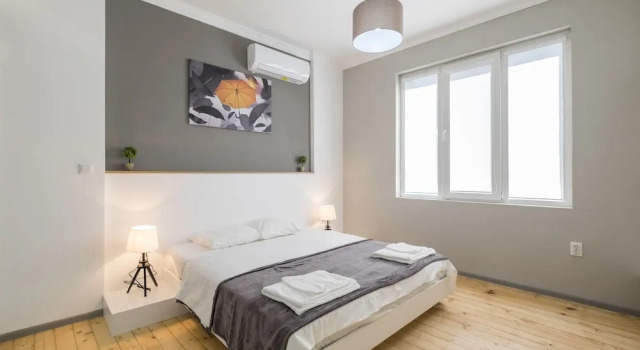 Stylish 2 BR Home in Center of Sofia, Забронировать Апартаменты/квартира Апартаменты Софии, рядом с Королевский дворец, Апартаменты/квартира