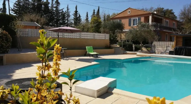 Номер Standard AU VILLADIOR - Vaison la Romaine