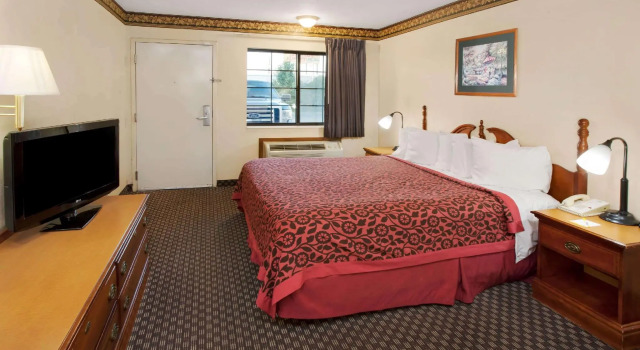 Двухместный номер Standard Days Inn & Suites by Wyndham Kokomo