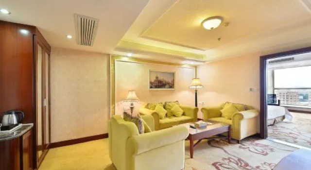 Люкс Business Vienna Hotel Shenzhen Songgang Yanchuan Road
