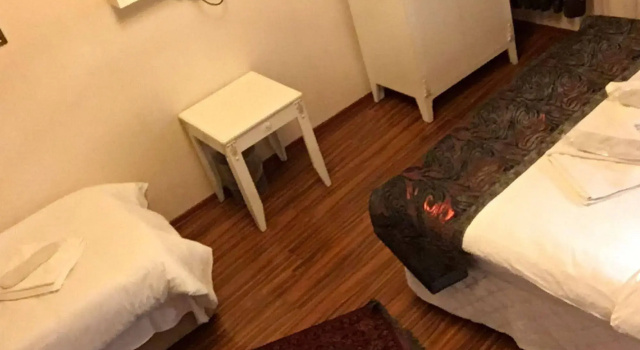 Peteks Hotel