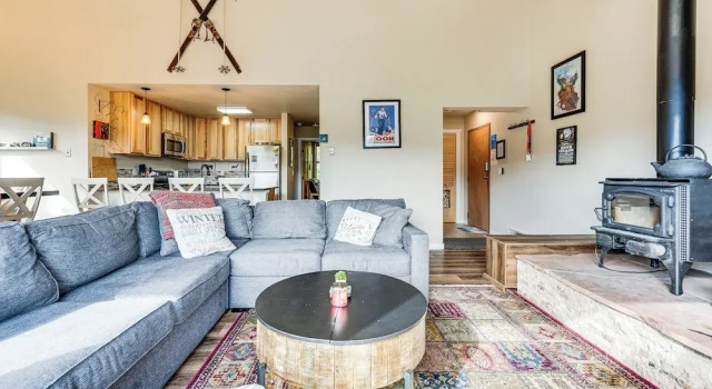 2 Mi to Winter Park Slopes: Mtn-view Condo!, Забронировать Апартаменты/квартира Апартаменты Винтер Парка, рядом с Body Kneads Massage and Pilates, Апартаменты/квартира