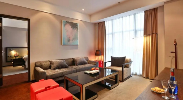 Люкс Deluxe Ramada Encore Guanghan