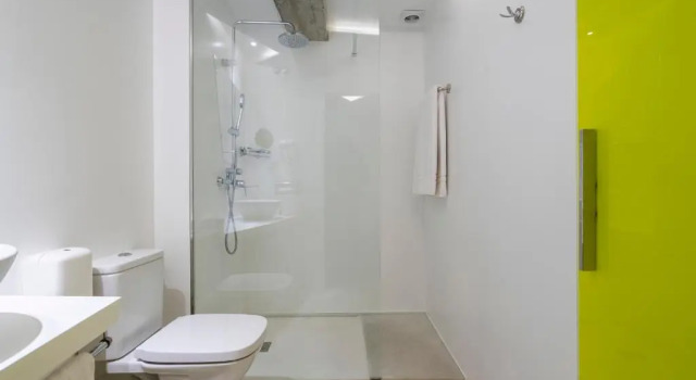 Трёхместный номер Atarazanas Málaga Boutique Hotel