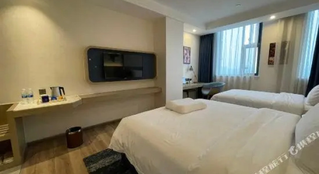 Семейный люкс Premier Kyriad Hotel Chengdu Wuhou New City