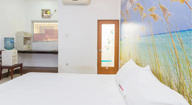 RedDoorz @ Nakula Barat Legian, Reservar Hotel Hotéis em Bali com piscina, Piscina