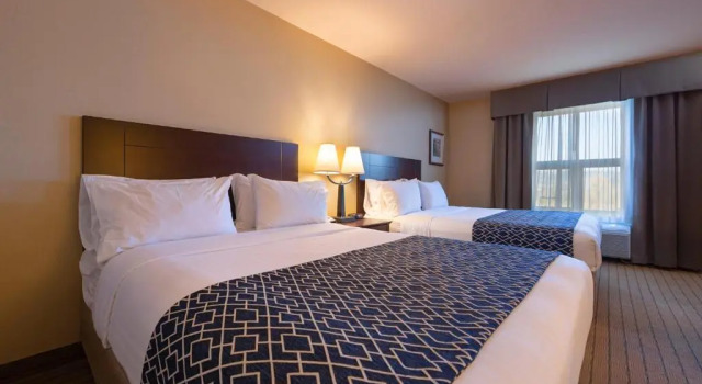Четырёхместный номер Standard Цокольный этаж Bayview Hotel