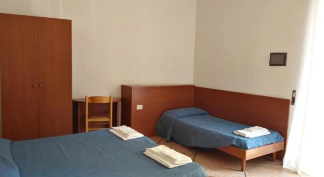 Трёхместный номер Standard Hotel Suisse