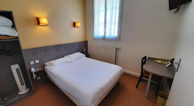Двухместный номер Standard с видом на улицу Logis Hôtel Saint Paul
