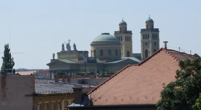 Minaret Apartman, Buchen Sie Ferienwohnung Eger 