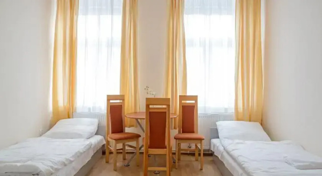 Lew Hostel, Buchen Sie Hostel Hostels in Kujawien-Pommern, Hostel