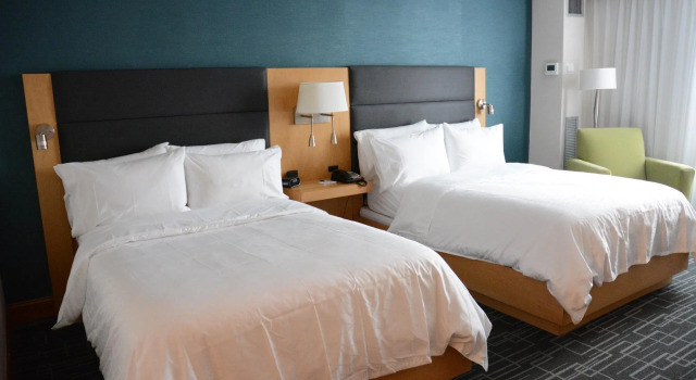 Четырёхместный люкс c 1 комнатой Holiday Inn Express Stamford