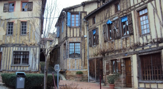 New Wooden House in a Quiet Location, Just a few Minutes From the River Lot, Book Hotel Mauroux Lot Valley
