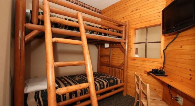 Darien Lake Lodge on the Lake, Book Hotel Corfu New York State