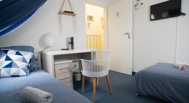 Двухместный номер Standard Hostel "Night o'clock" - restauracja, parking i darmowa siłownia