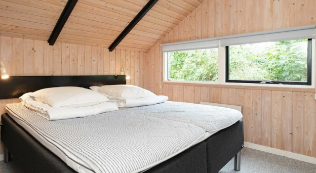 Captivating Holiday Home in Oksbøl With Sauna, Rezerwuj Hotel Oksbol Syddanmark