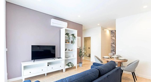 Paraíso 1H w/ AC by LovelyStay, Забронировать Отель Порту Регион Порту, рядом с Lapa Metro Station