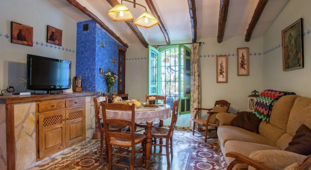 Rustic Cottage in Rute With Swimming Pool, Book Feriehus Sommerhuse i Rute, Hytte
