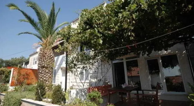 Katica Apartments