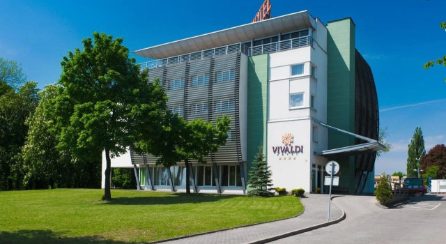 Hotel Vivaldi, Забронировать Отель Бизнес-отели Познани, рядом с Большой театр, 4* 5*
