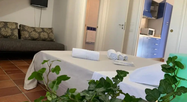 Orsola Apartments, Book Apartment Hotels in Sicily with Parking, Parking