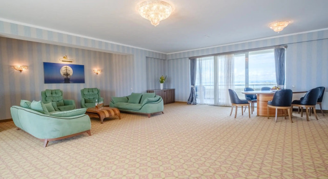 Люкс Grand Royal Отель Castello Mare Hotel