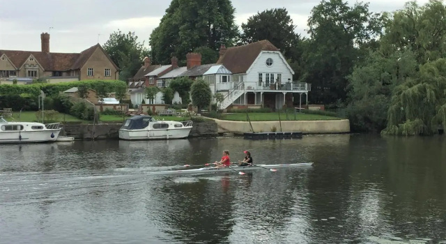 Thames Edge Rooms