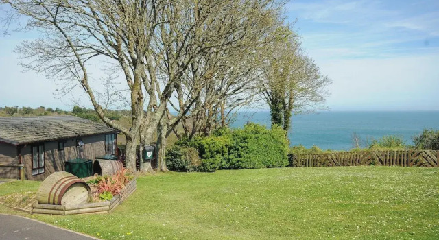 Lodge 65 at Riviera Bay Coastal Retreat, Prenota Hotel Brixham Devon, vicino a Mansands