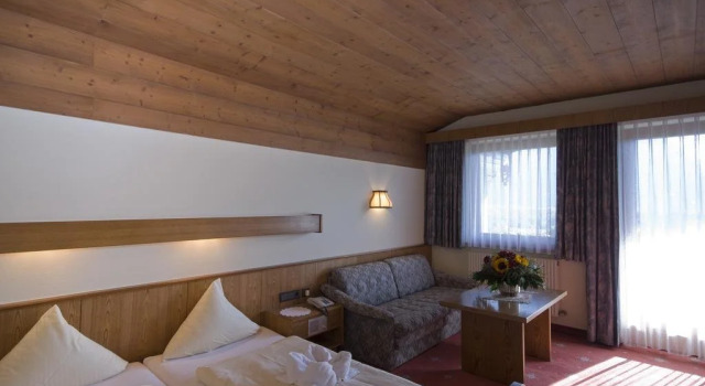 Hotel Hauserwirt, Забронировать Отель Отели Тироля 3 звезды, 3*