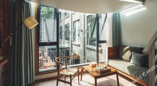Xichang Shuxia Hotel, Varaa Hotelli Hotellit Sichuan pysäköinnillä, Pysäköinti