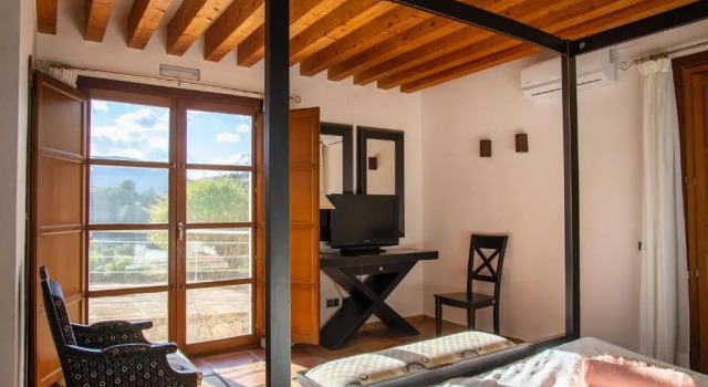 Номер Standard Hotel Castell de la Solana
