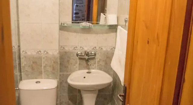Tonis Guest House, Prenota Affittacamere Hotel a Blagoevgrad con parcheggio, Parcheggio