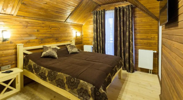Karpatski Dzherela, Prenota Hotel Hotel a Ivano-Frankovsk con parcheggio, Parcheggio