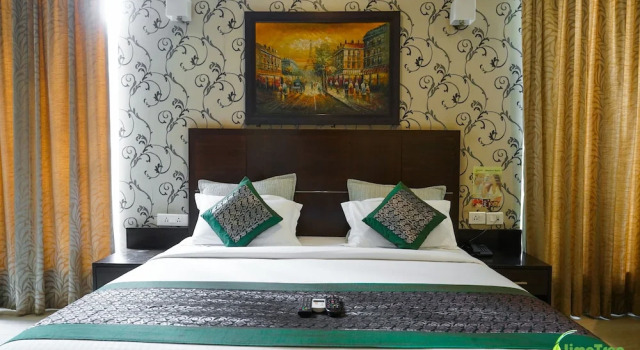 Номер Deluxe Lime Tree Hotel Sushant Lok Gurgaon