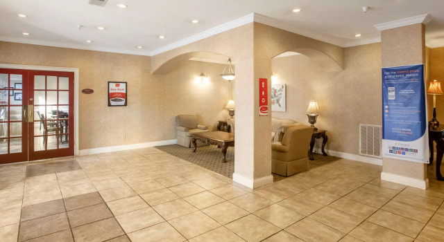 Econo Lodge Inn & Suites Douglasville, Boek Hotel Hotels in Georgia met parkeren, Parkeren