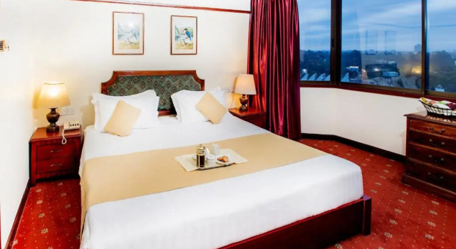 Люкс Nairobi Safari Club by Swiss-Belhotel