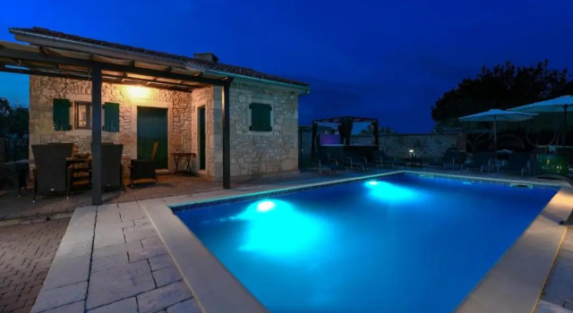 Villa Adriaticum, Đặt Biệt thự Khách sạn ở Zaton có hồ bơi, Hồ bơi
