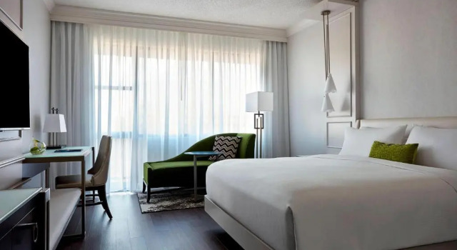 Номер Standard Charlotte Marriott SouthPark