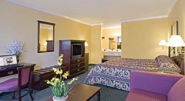 Americas Best Value Inn & Suites Melbourne