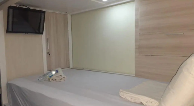 Кровать в общем номере (женский номер) Sky Hotel Jogja