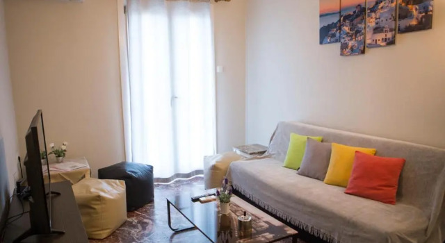 Апартаменты Dounavishomes apartment - 400m from the port