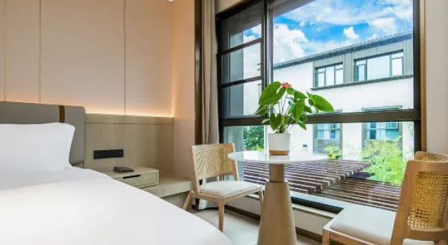 Семейный люкс Yooler Resort Hotel