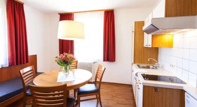 Апартаменты c 1 комнатой с балконом Appartements Steiner - SKI IN - SKI OUT